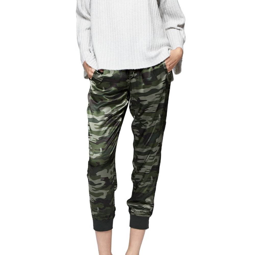 SANCTUARY "Dreamer" Camo Satin Jogger Pants